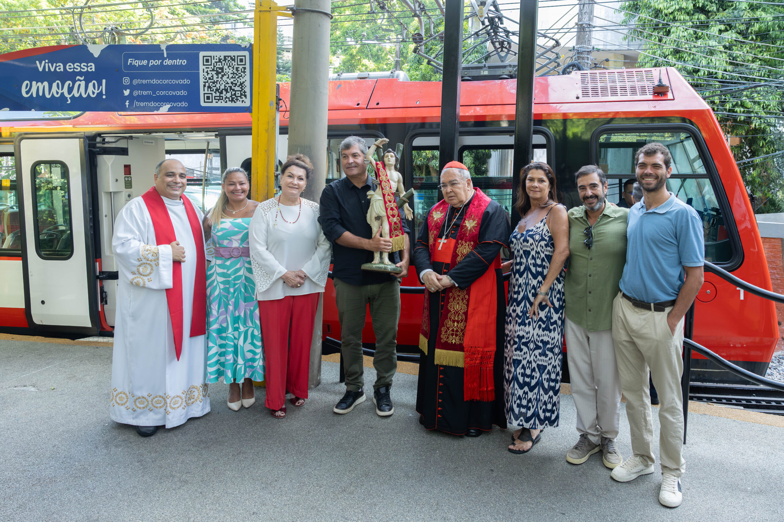 Imagem peregrina do padroeiro do Rio visita o Trem do Corcovado e o Santuário Cristo Redentor na Trezena de São Sebastião 2026