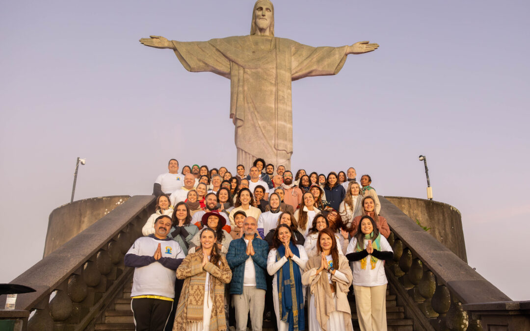 Cerimônia oficial da 12ª edição do Dia Internacional do Yoga realizada pela Embaixada da Índia, no Santuário Cristo Redentor